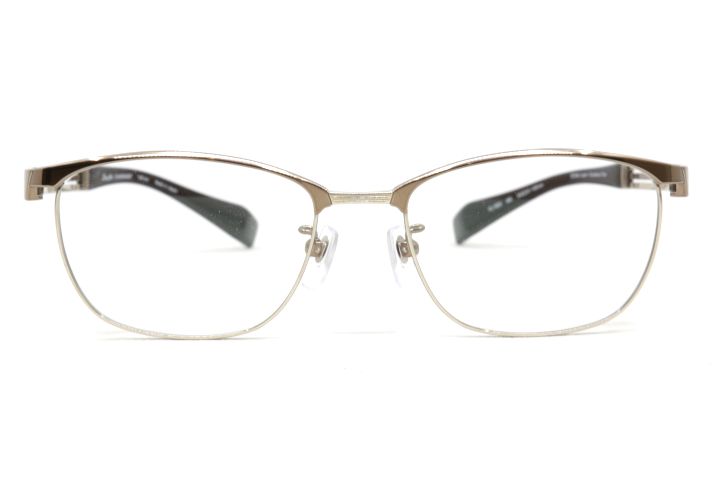 XL1824