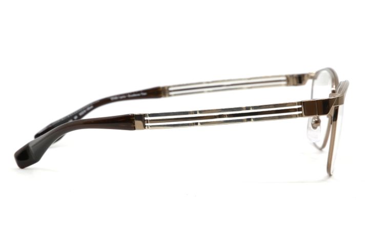 XL1824